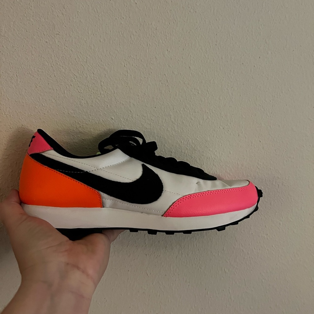 💚🧡 EUC Nike waffle trainers 8.5 💚🧡